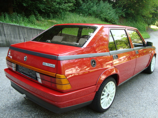 Alfa 75 Turbo si riserva il diritto di vendita